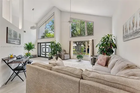 10325 NW 6th Street Coral Springs FL 33071