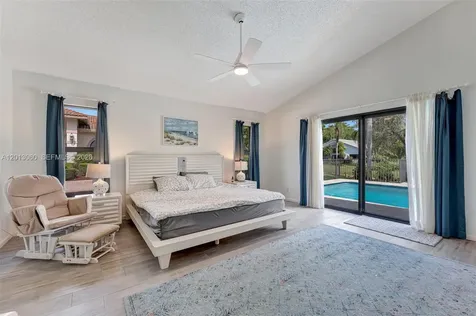 10325 NW 6th Street Coral Springs FL 33071