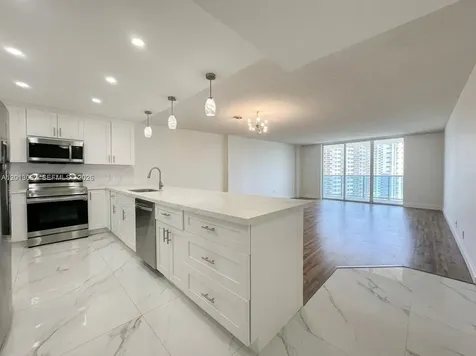 3800 S Ocean Drive Hollywood FL 33019