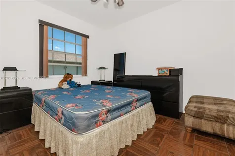 430 NE 210th Circle Terrace Miami FL 33179