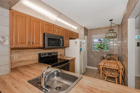 430 NE 210th Circle Terrace Miami FL 33179