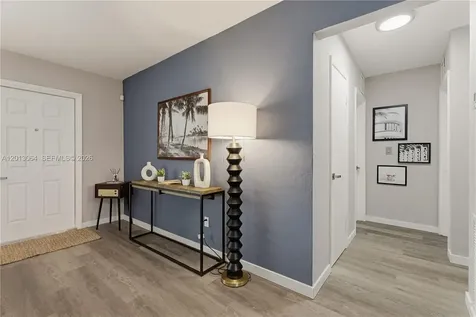 2825 NW 9th Avenue Wilton Manors FL 33311