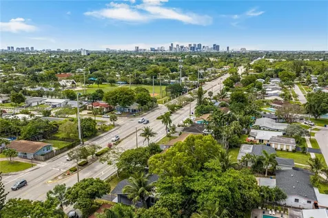 2825 NW 9th Avenue Wilton Manors FL 33311