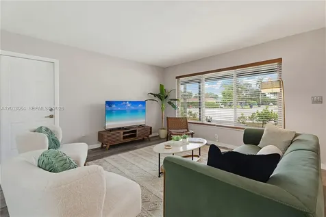 2825 NW 9th Avenue Wilton Manors FL 33311