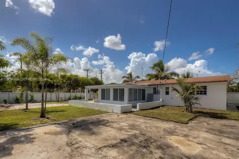 160 NW 199th Street Miami Gardens FL 33169