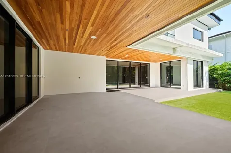 7740 SW 52nd Avenue Miami FL 33143