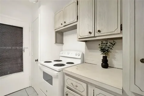 285 NE 191st Street Miami FL 33179
