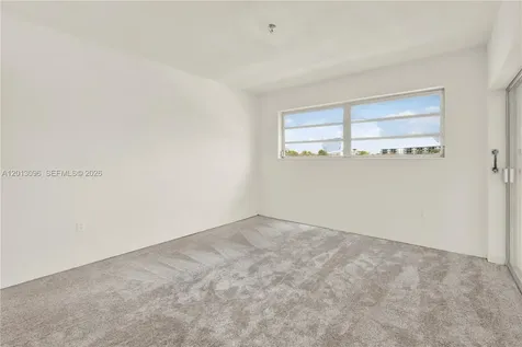 285 NE 191st Street Miami FL 33179