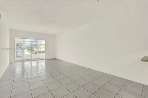 285 NE 191st Street Miami FL 33179