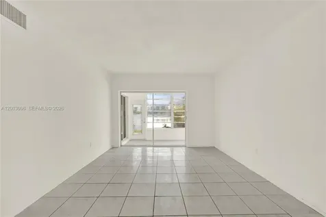 285 NE 191st Street Miami FL 33179