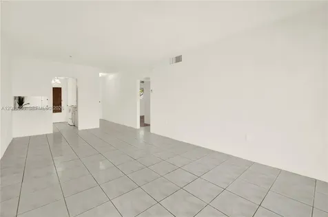 285 NE 191st Street Miami FL 33179