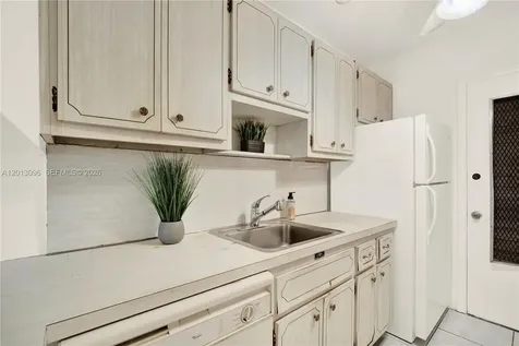 285 NE 191st Street Miami FL 33179