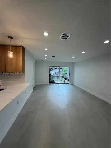 4708 NW 114th Avenue Doral FL 33178