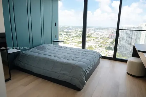 20 NE 11 Street Miami FL 33132