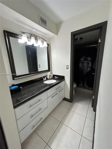 2016 Bay Drive Miami Beach FL 33141