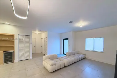233 NW 120th Street Miami FL 33168