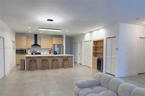 233 NW 120th Street Miami FL 33168