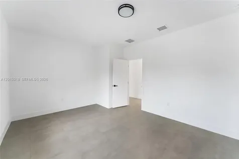 233 NW 120th Street Miami FL 33168