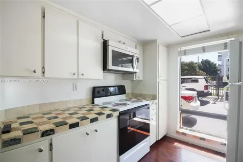 3044 SW 27th Avenue Miami FL 33133