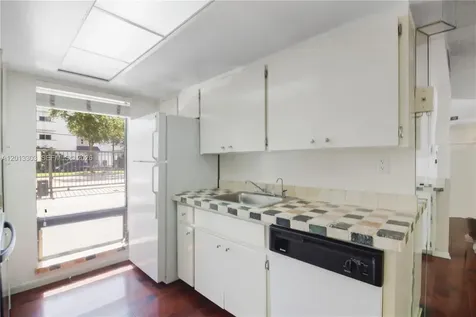 3044 SW 27th Avenue Miami FL 33133