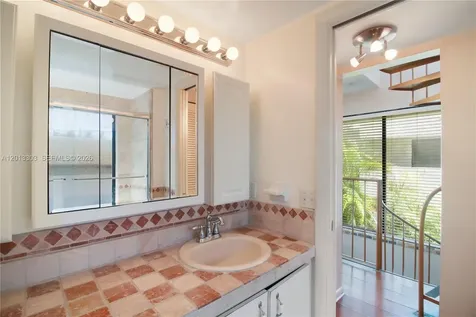 3044 SW 27th Avenue Miami FL 33133