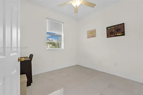 9354 SW 220th Street Cutler Bay FL 33190