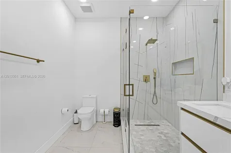 9354 SW 220th Street Cutler Bay FL 33190