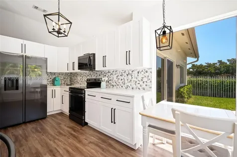13750 Green Cove Place Davie FL 33325