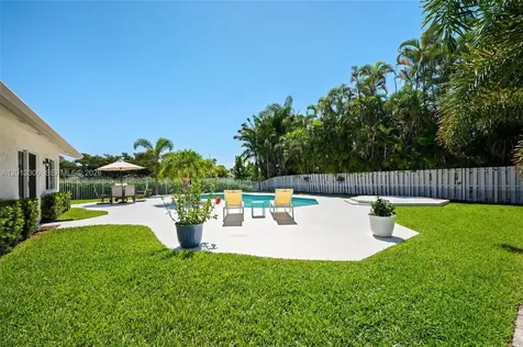 13750 Green Cove Place Davie FL 33325