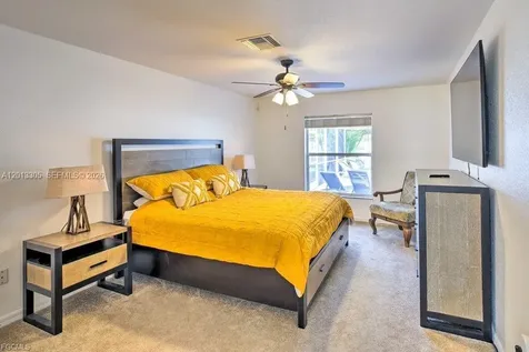 3223 SE Santa Barbara Place Cape Coral FL 33904