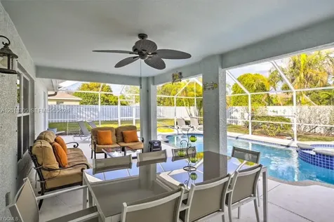 3223 SE Santa Barbara Place Cape Coral FL 33904