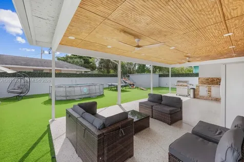 2128 Dock Street West Palm Beach FL 33401