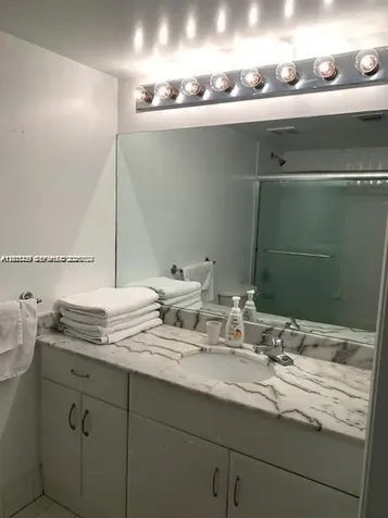 1200 Brickell Bay Drive Miami FL 33131