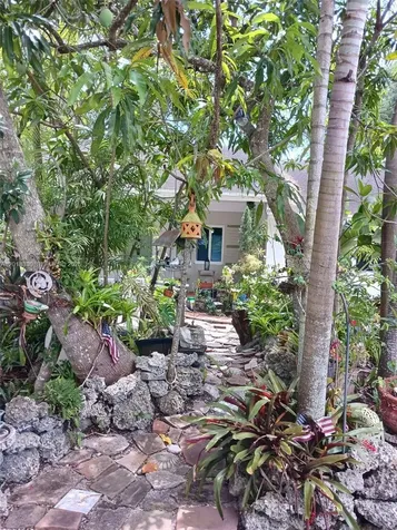 5930 SW 44th Terrace Miami FL 33155