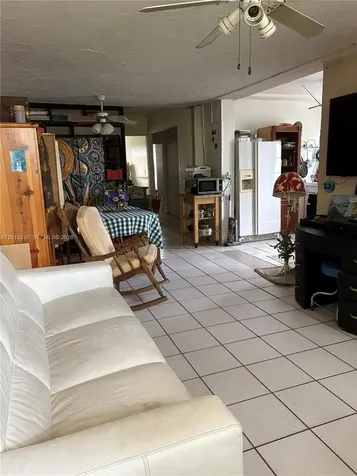 5930 SW 44th Terrace Miami FL 33155