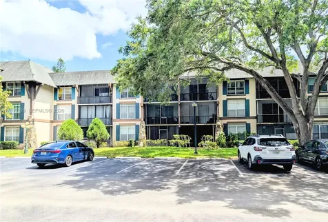 3740 Inverrary Drive Lauderhill FL 33319