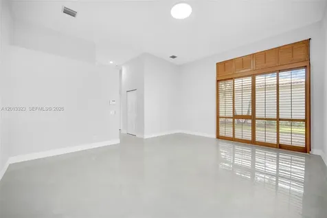 2553 Bay Pointe Drive Weston FL 33327