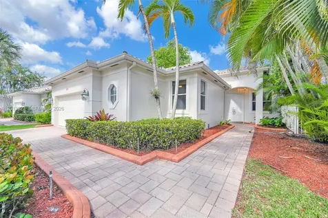 2553 Bay Pointe Drive Weston FL 33327