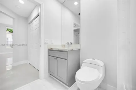 2553 Bay Pointe Drive Weston FL 33327