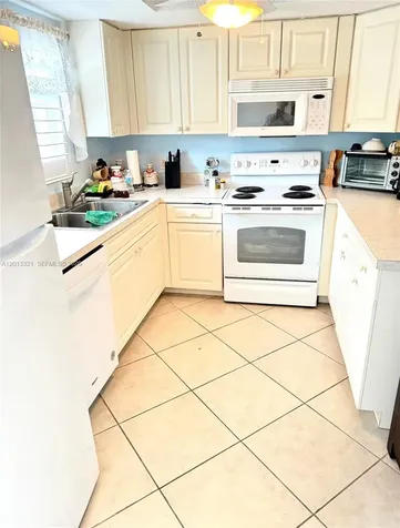 2950 SE Ocean Boulevard Stuart FL 34996