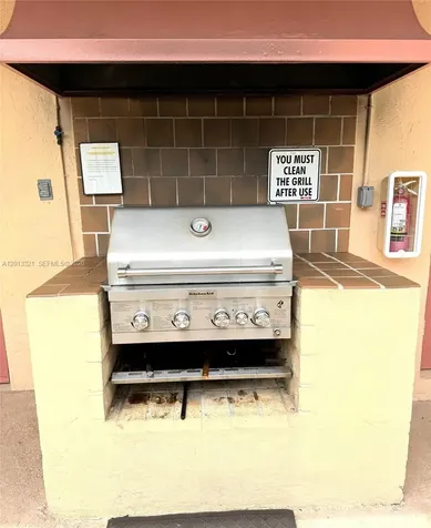 2950 SE Ocean Boulevard Stuart FL 34996