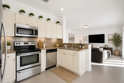 13000 SW 136th Terrace Miami FL 33186
