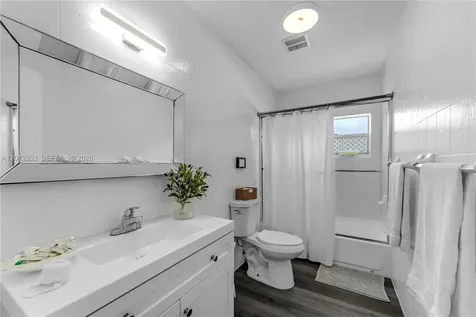 6355 SW 30th Street Miami FL 33155
