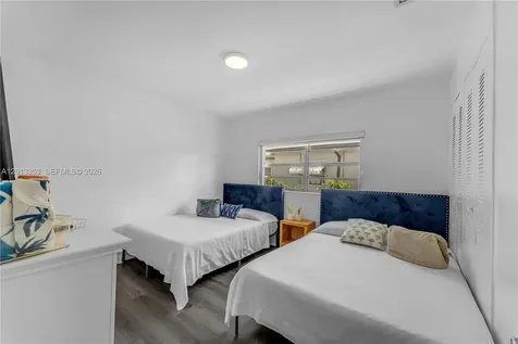 6355 SW 30th Street Miami FL 33155