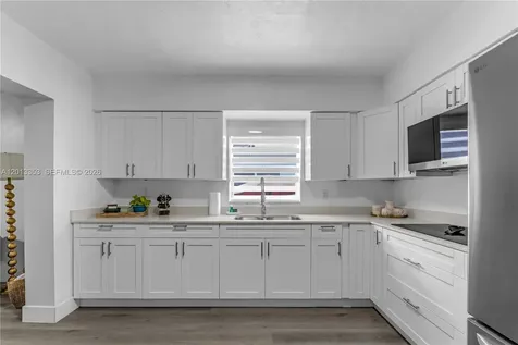 6355 SW 30th Street Miami FL 33155