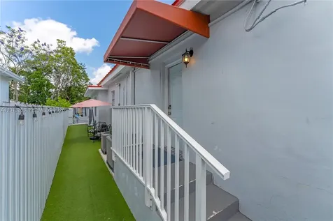 6355 SW 30th Street Miami FL 33155