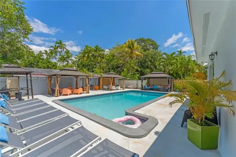 6355 SW 30th Street Miami FL 33155