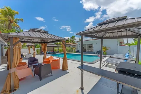6355 SW 30th Street Miami FL 33155