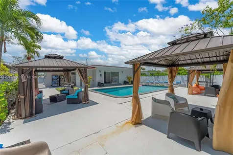 6355 SW 30th Street Miami FL 33155