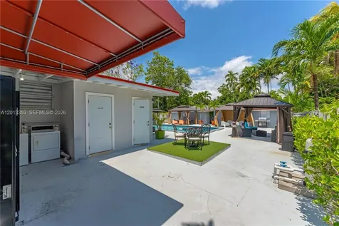 6355 SW 30th Street Miami FL 33155